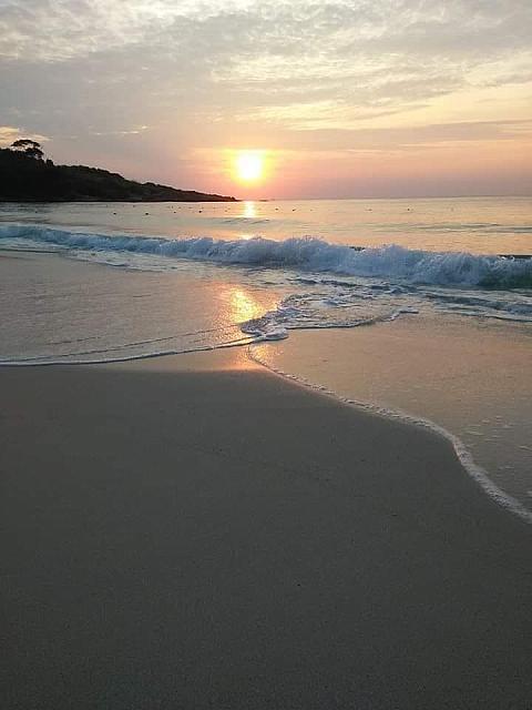 หาดดวงตะวัน ยามเช้า