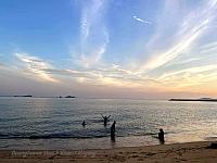 เล่นน้ำ หาดดวงตะวัน